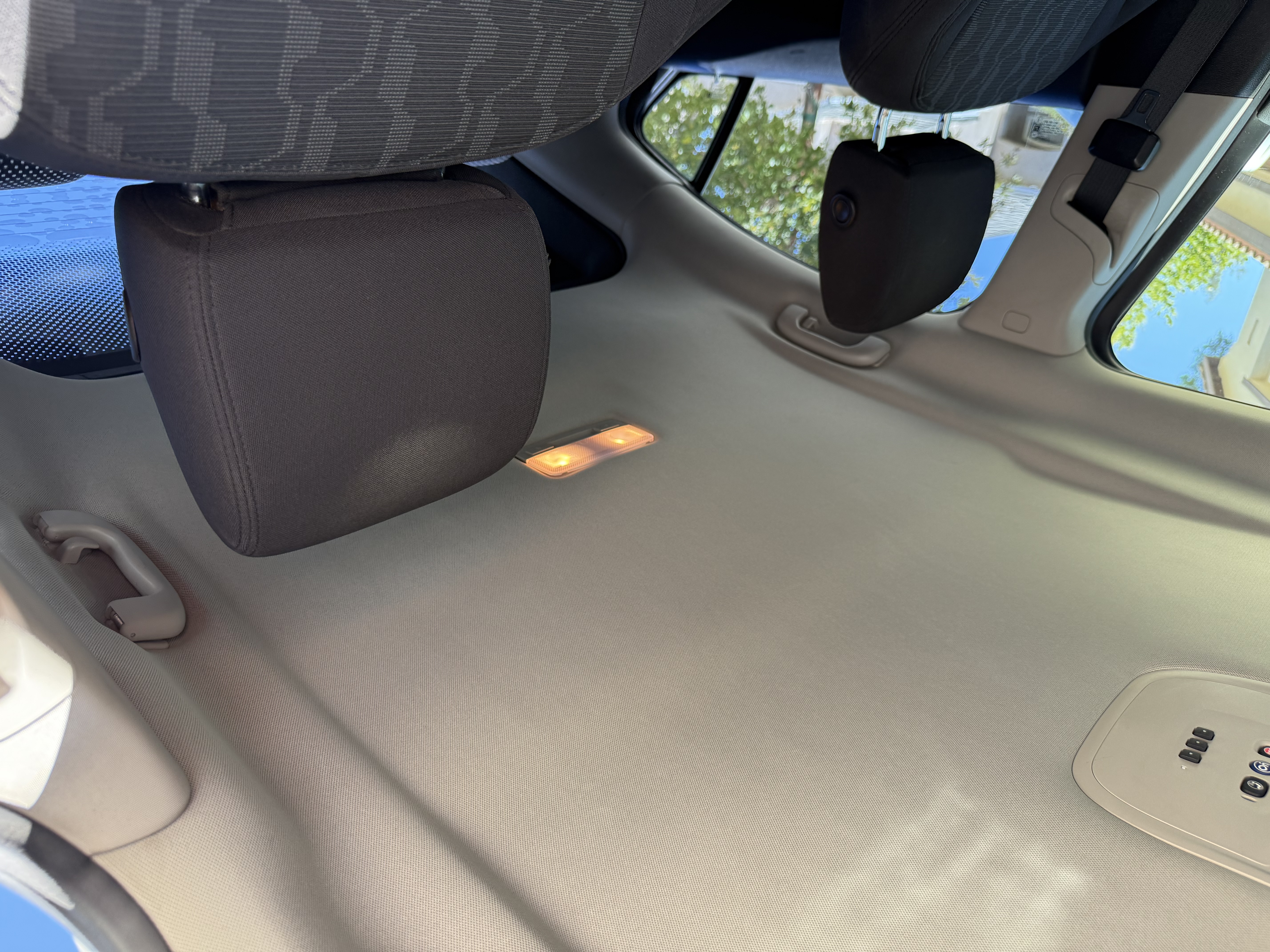 Used 2014 Chevrolet Volt FWD image 21