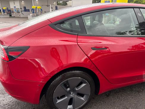 Used 2023 Tesla Model 3 Standard Range RWD image 15