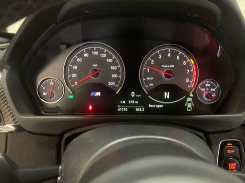 Used 2015 BMW M4 Coupe 2D image 23