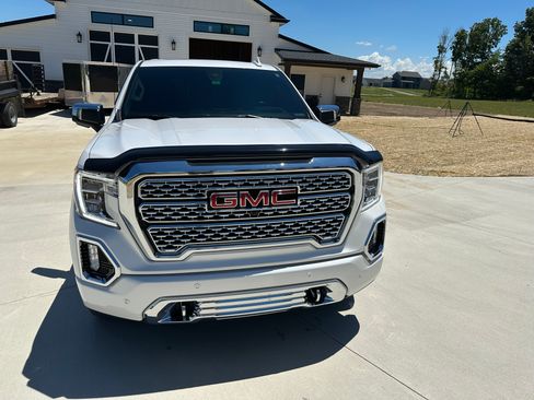 Used 2021 GMC Sierra 1500 Denali w/ Denali Ultimate Package AWD/4WD image 5