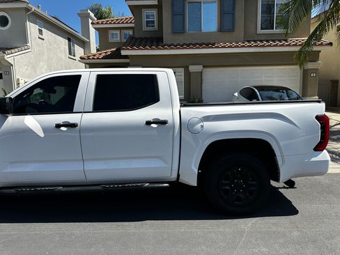 Used 2025 Toyota Tundra SR w/ SR Tow Package AWD/4WD image 4