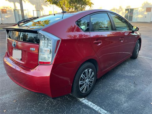 Used 2010 Toyota Prius Five image 5