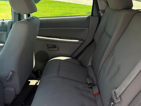 Used 2006 Jeep Grand Cherokee Laredo image 12