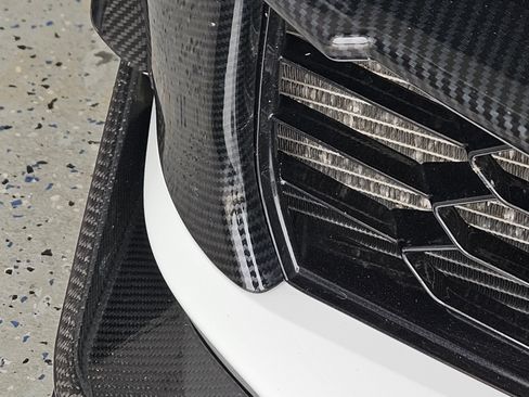 Used 2021 Chevrolet Corvette Stingray Premium Cpe w/ Z51 Performance Package image 28