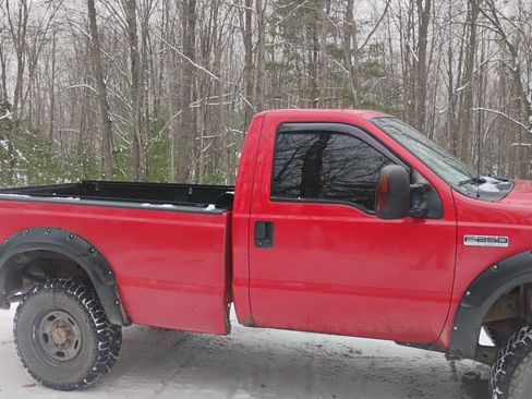 Used 2007 Ford F250 XL image 8