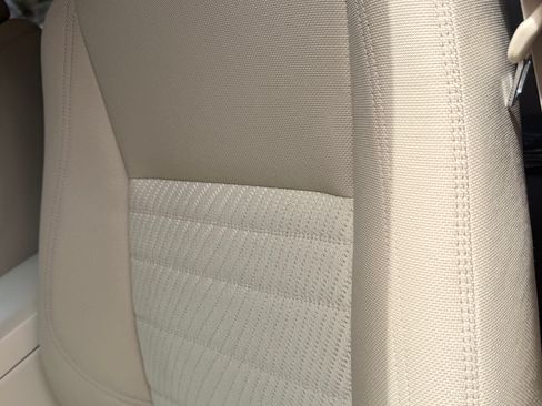 Used 2015 Toyota Camry LE FWD image 23