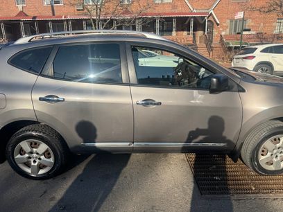 Used 2014 Nissan Rogue S w/ Convenience Package