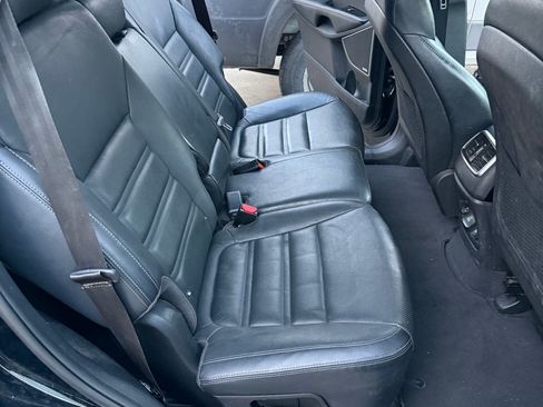 Used 2017 Kia Sorento SX image 13