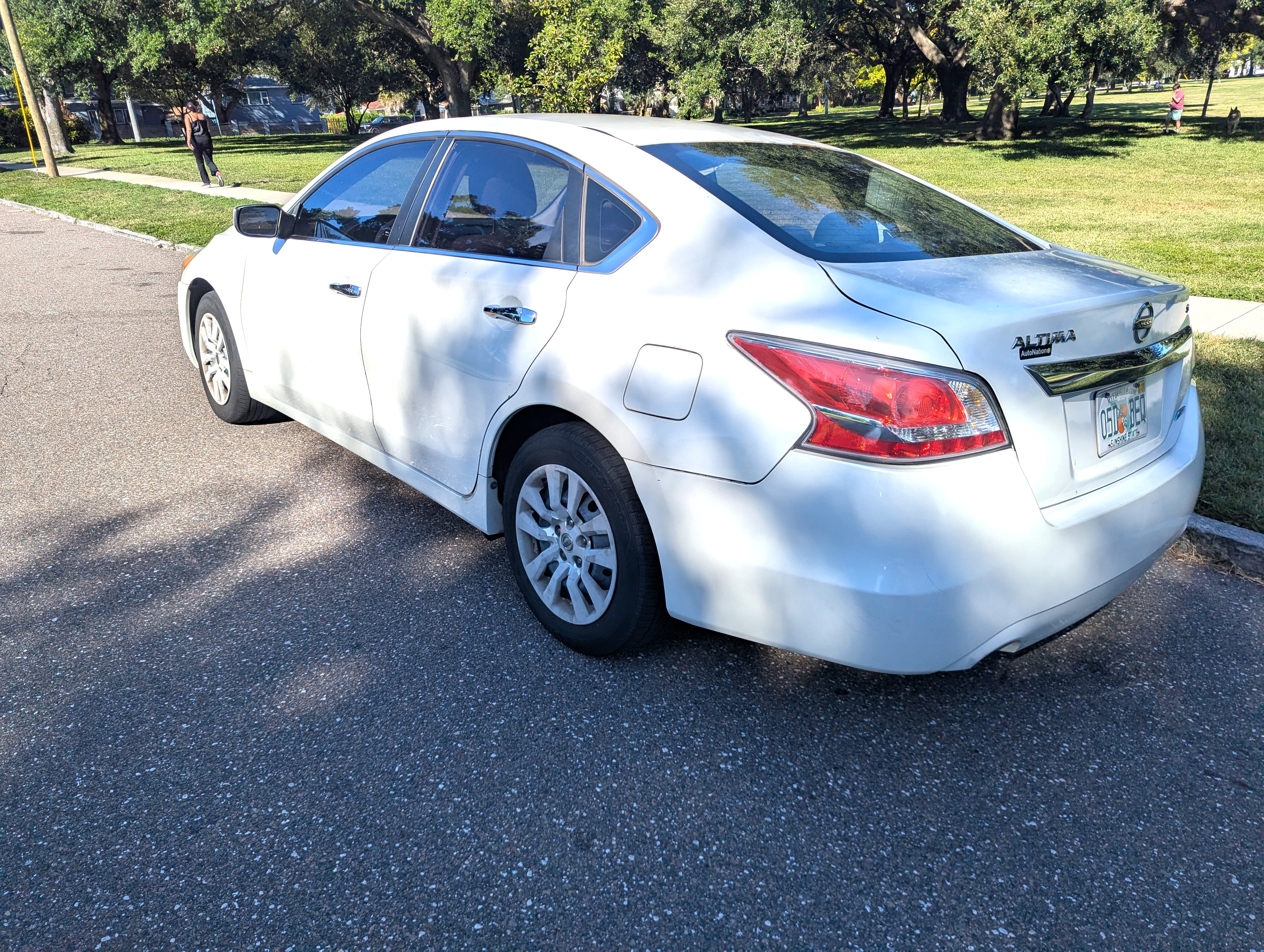 Used 2014 Nissan Altima 2.5 S FWD image 2