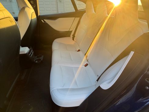 Used 2021 Tesla Model S Long Range Plus AWD/4WD image 8