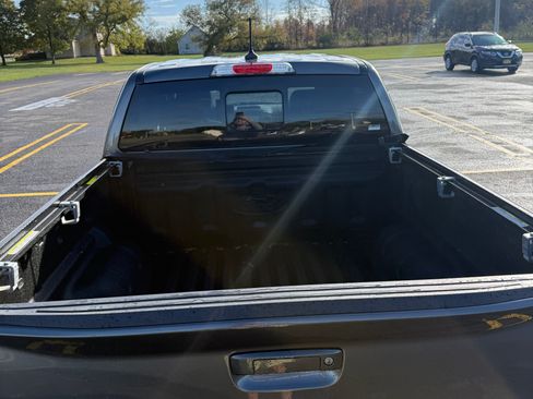 Used 2019 Ford Ranger Lariat w/ Equipment Group 501A Mid image 5