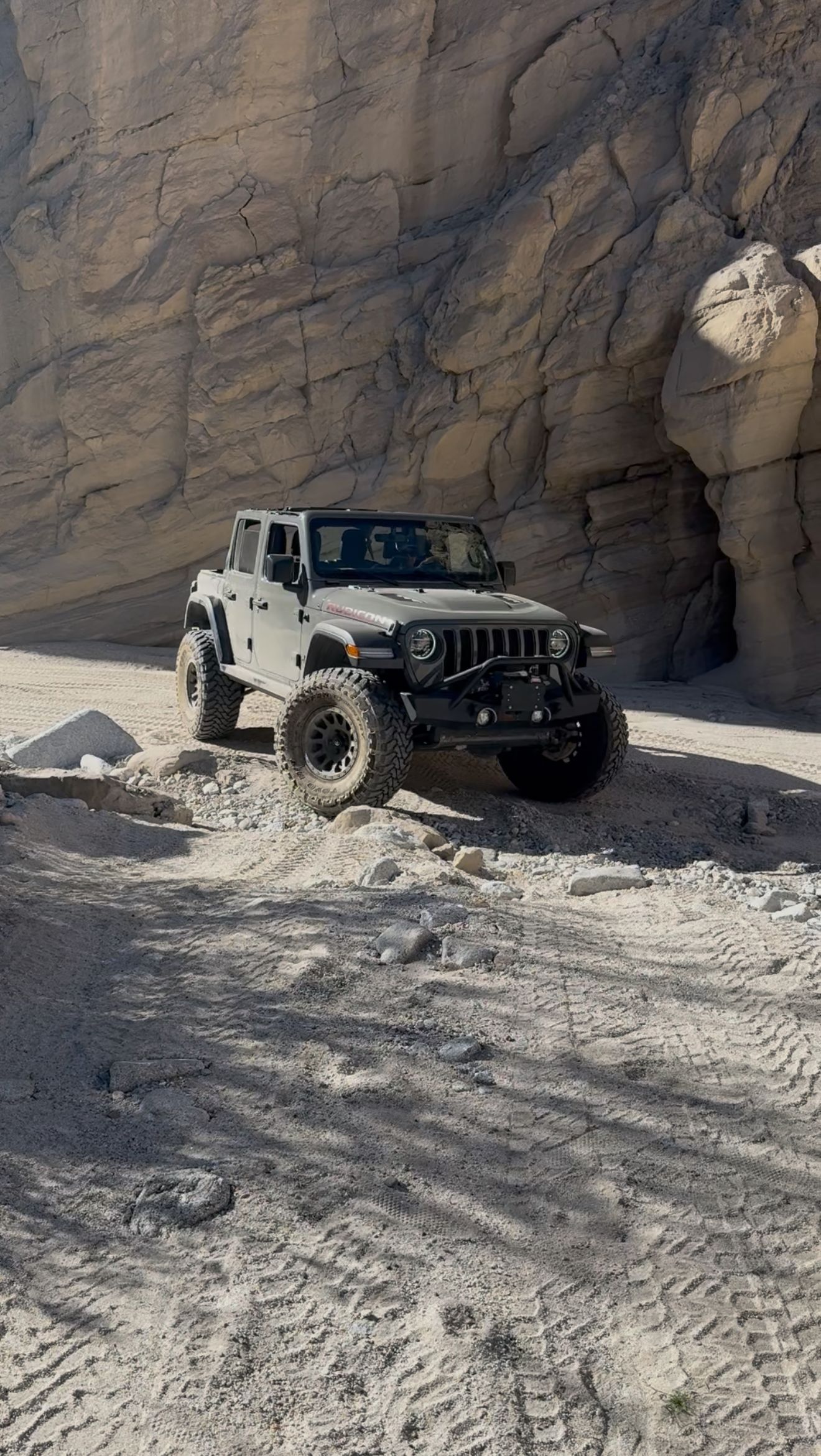 Used 2019 Jeep Wrangler Unlimited Rubicon AWD/4WD image 2