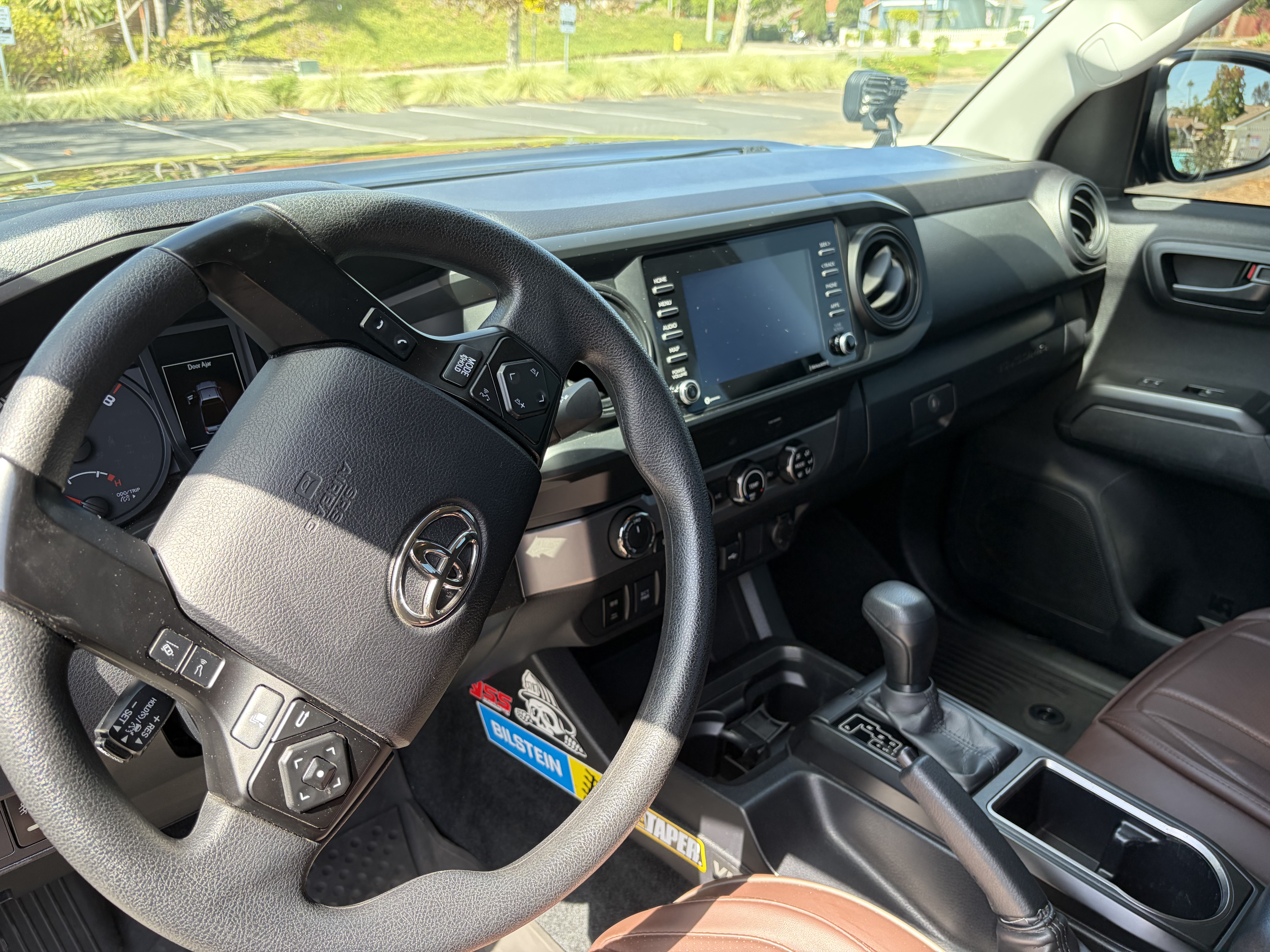 Used 2023 Toyota Tacoma SR AWD/4WD image 14