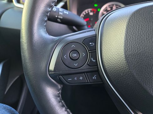 Used 2020 Toyota Corolla SE w/ SE Premium Package image 11