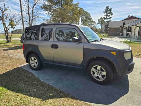 Used 2005 Honda Element EX image 9