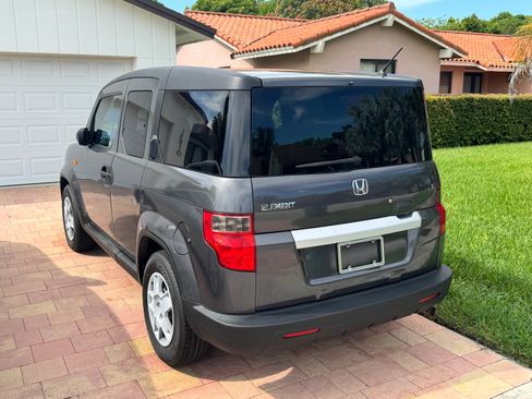Used 2010 Honda Element LX image 17