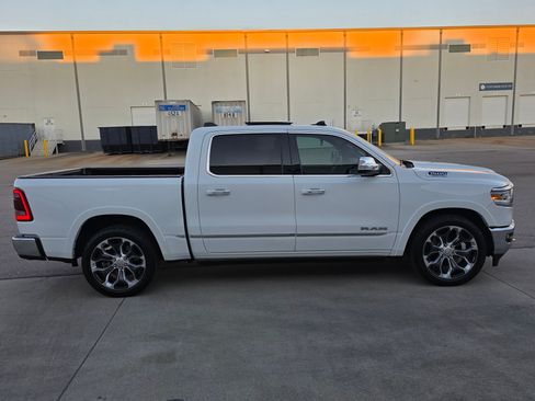 Used 2020 RAM 1500 Limited image 1