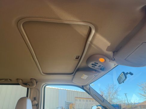 Used 2004 Ford F250 XLT image 13