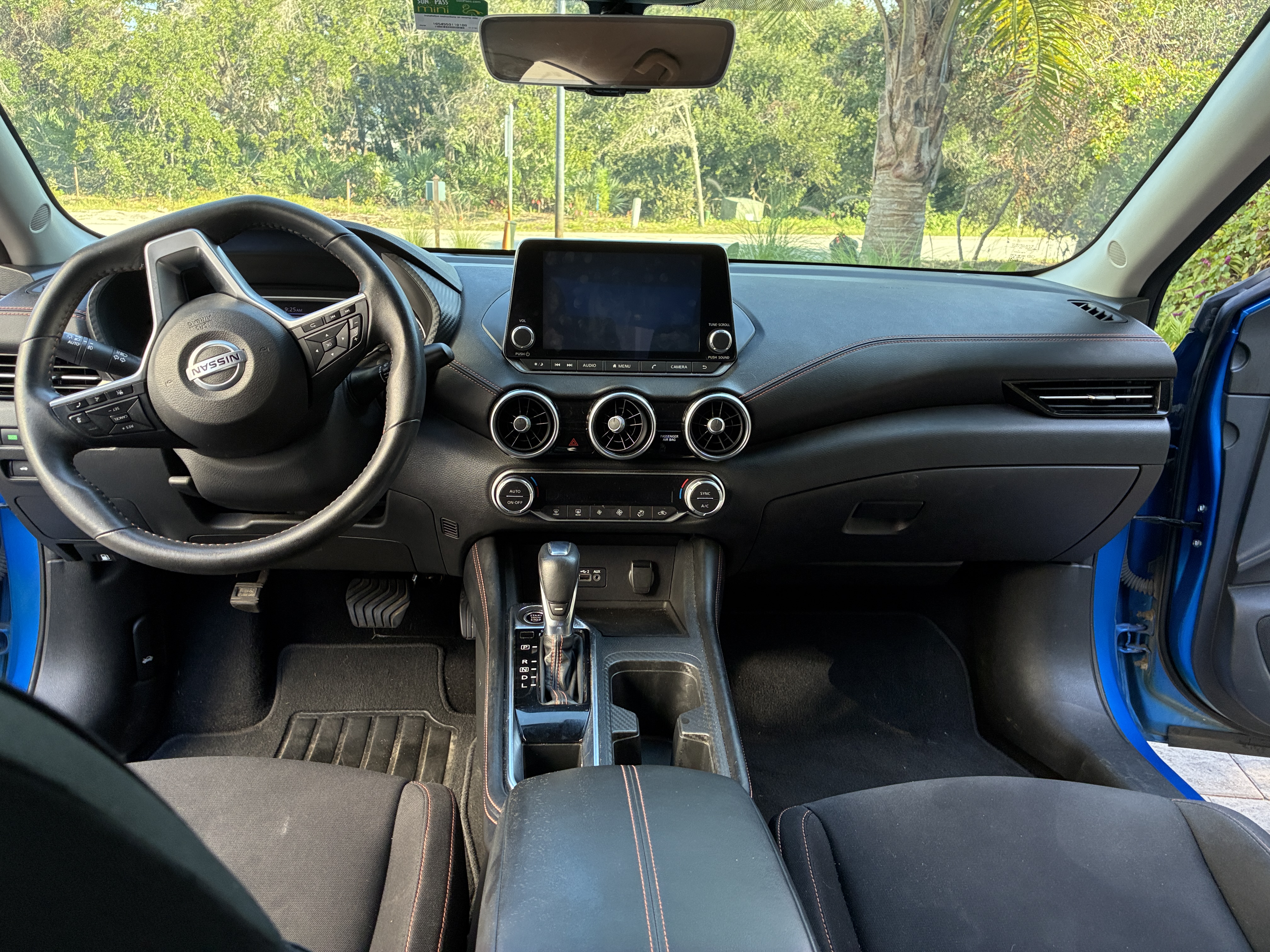 Used 2020 Nissan Sentra SR w/ Electronics Package FWD image 11