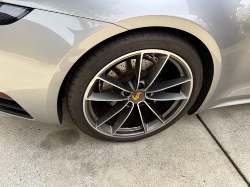 Used 2020 Porsche 911 Carrera 4S image 18