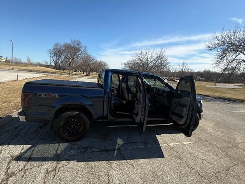 Used 2016 Ford F150 XLT w/ Equipment Group 302A Luxury image 13