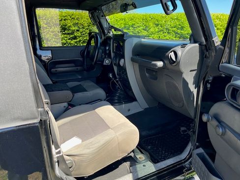 Used 2010 Jeep Wrangler Sport image 11