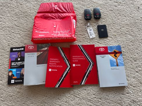 Used 2025 Toyota Tacoma TRD Sport image 23