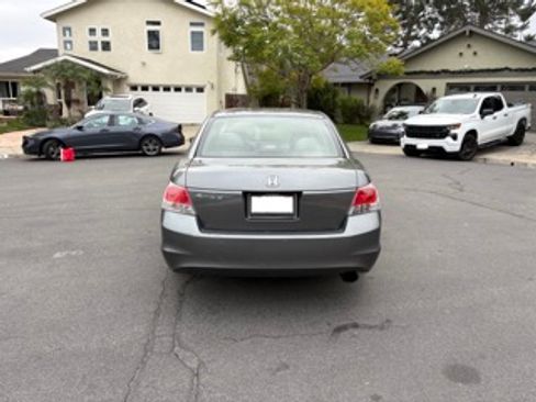 Used 2009 Honda Accord LX-P image 8