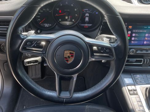 Used 2021 Porsche Macan AWD/4WD image 14