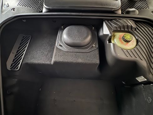 Used 2001 Porsche 911 Turbo image 9