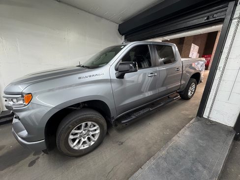 Used 2024 Chevrolet Silverado 1500 RST w/ Protection Package image 5