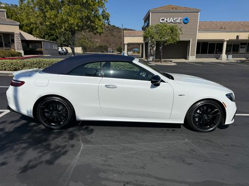 Used 2023 Mercedes-Benz E 53 AMG 4MATIC Cabriolet image 2