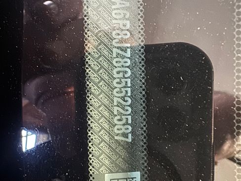 Used 2016 Ford Mustang Shelby GT350 w/ Technology Package image 11