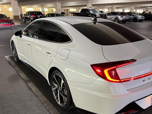 Used 2021 Hyundai Sonata SEL Plus w/ Cargo Package image 4