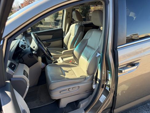 Used 2012 Honda Odyssey EX-L image 2