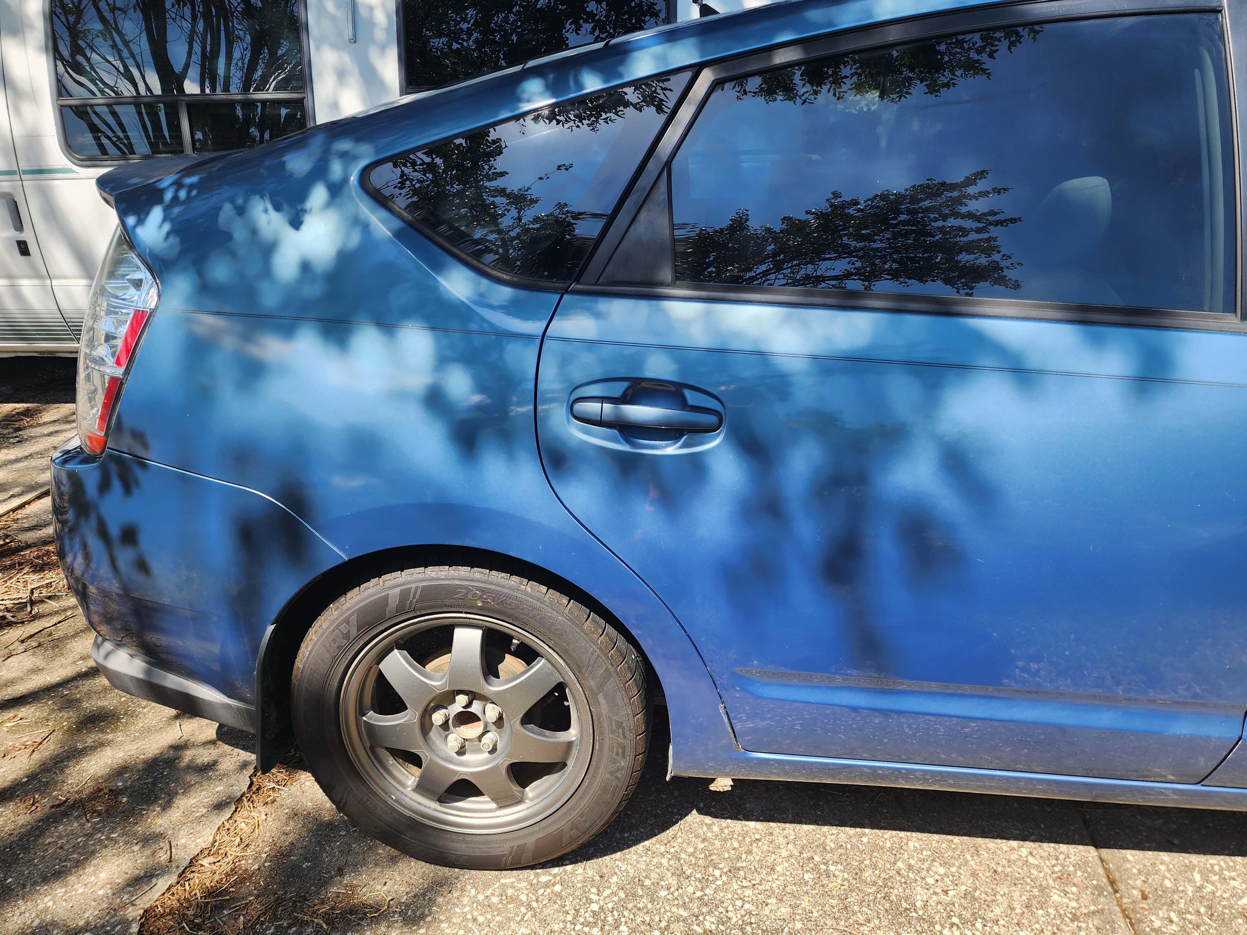 Used 2008 Toyota Prius Touring FWD image 5