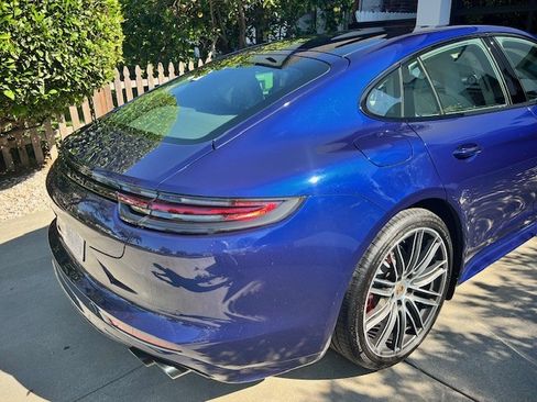 Used 2020 Porsche Panamera GTS image 8