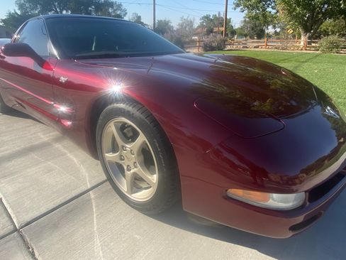 Used 2003 Chevrolet Corvette Coupe w/ Preferred Equipment Group image 5