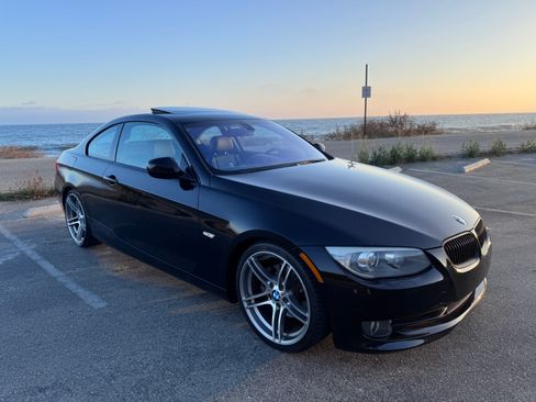 Used 2011 BMW 328i Coupe RWD image 1