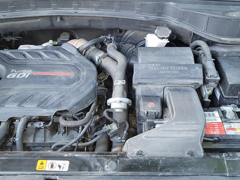 Used 2018 Hyundai Santa Fe Sport AWD/4WD image 14