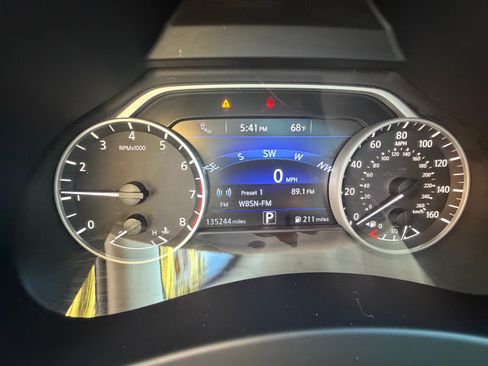 Used 2017 Nissan Murano Platinum w/ Platinum Technology Package image 11