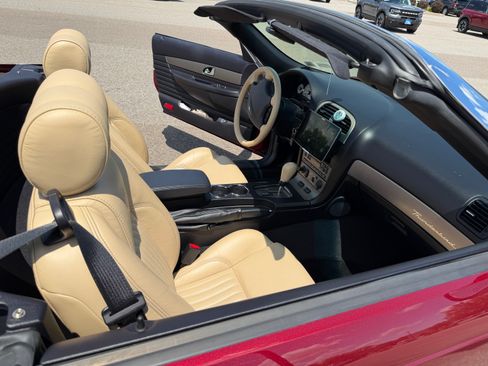 Used 2004 Ford Thunderbird RWD image 15