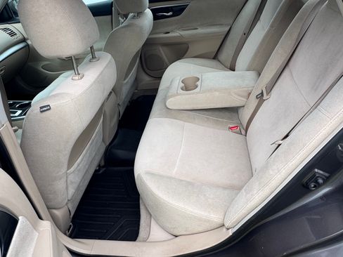 Used 2013 Nissan Altima 2.5 SV w/ 2.5SV Convenience Pkg FWD image 6