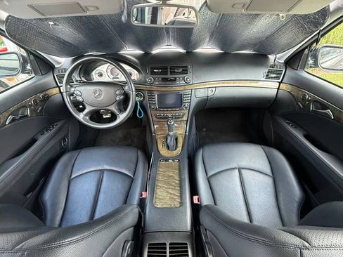 Used 2007 Mercedes-Benz E 350 Sedan image 10