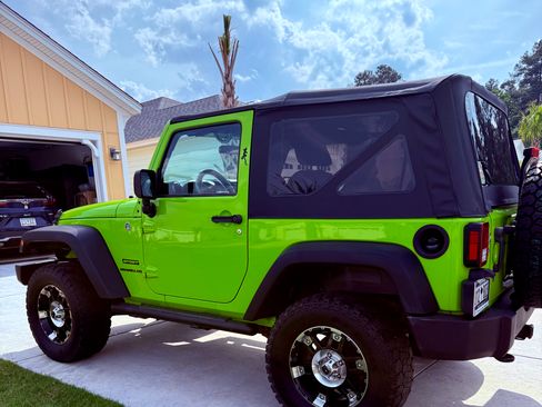 Used 2013 Jeep Wrangler Sport AWD/4WD image 5