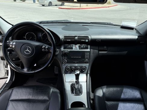 Used 2005 Mercedes-Benz C 230 Sedan image 15