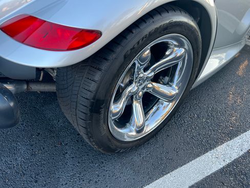 Used 2001 Plymouth Prowler RWD image 9