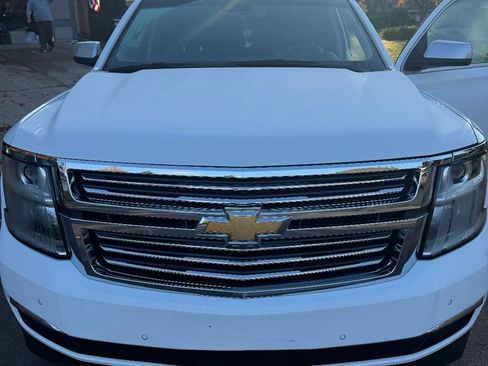 Used 2020 Chevrolet Suburban Premier w/ Premier Plus Edition image 2