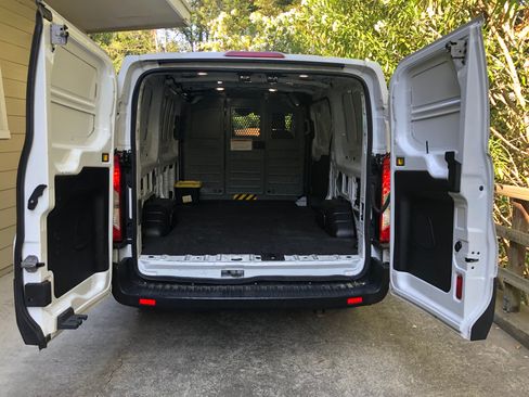 Used 2020 Ford Transit 350 Low Roof RWD image 6