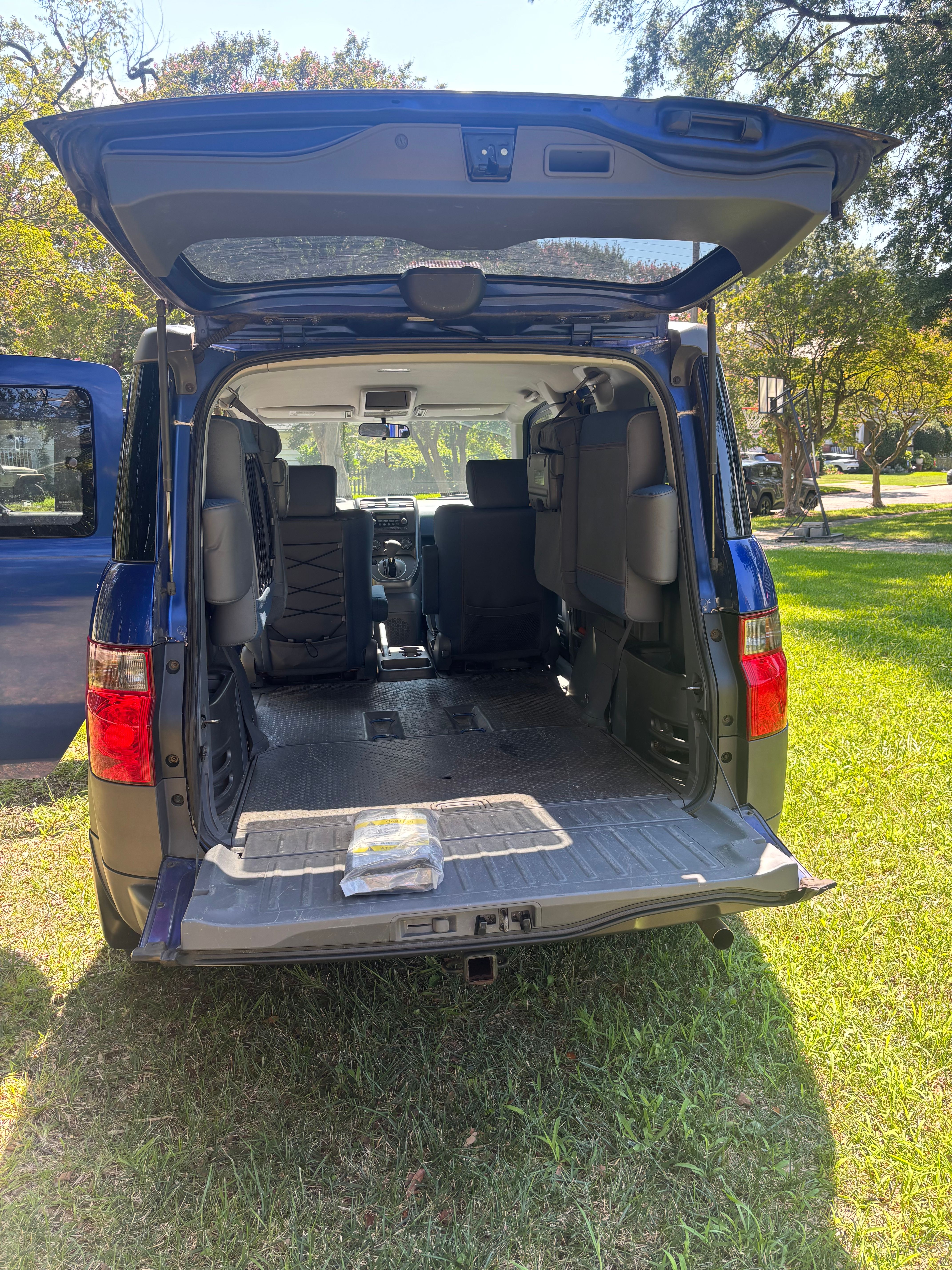 Used 2004 Honda Element EX image 8